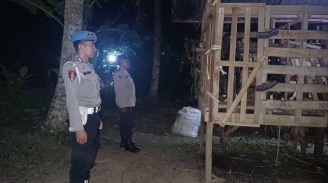 Malam Tak Lagi Sepi, Polisi Lembar Aktif Jaga Kandang Ternak Warga